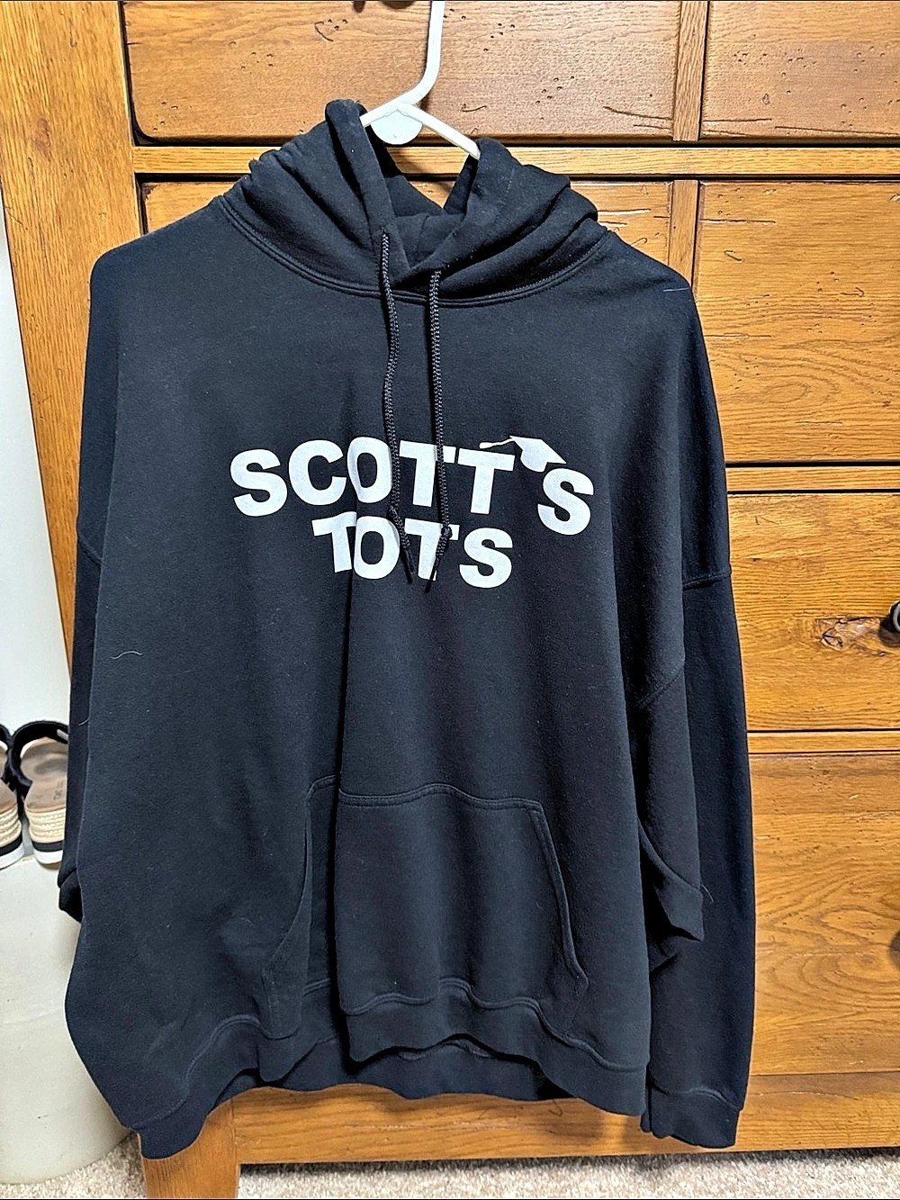 “The Office” Gildan Heavy Blend Black Graphic Hoodie 2XL